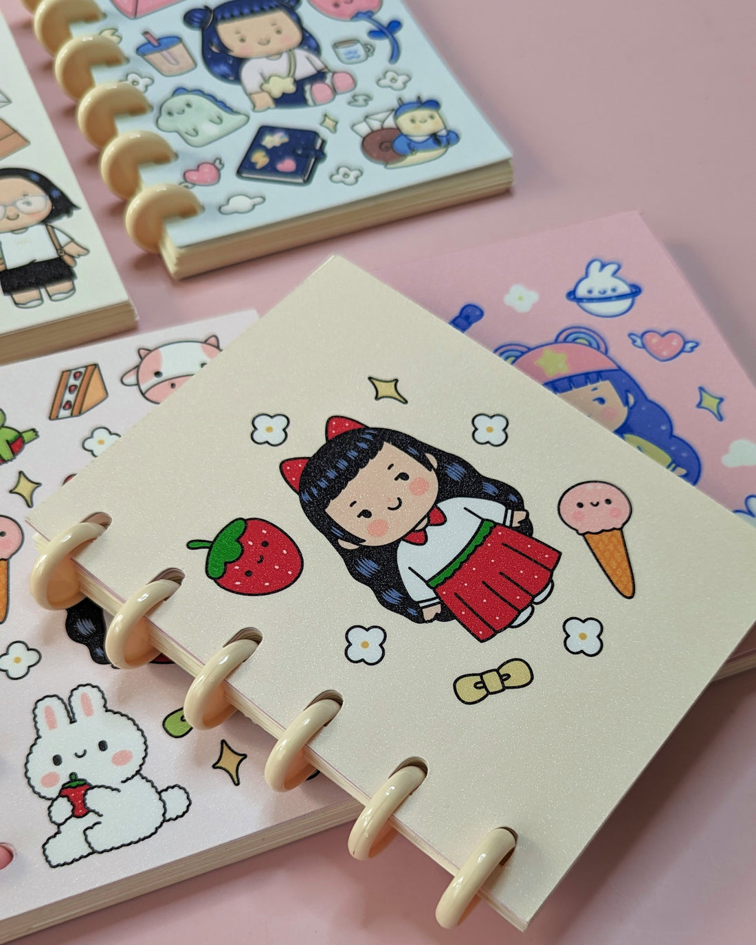 Strawberry Girl - Infinity Sticker Book Full Set